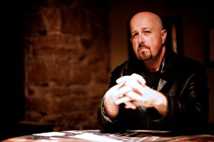 Фото - David Dalton: 300x200 / 11 Кб