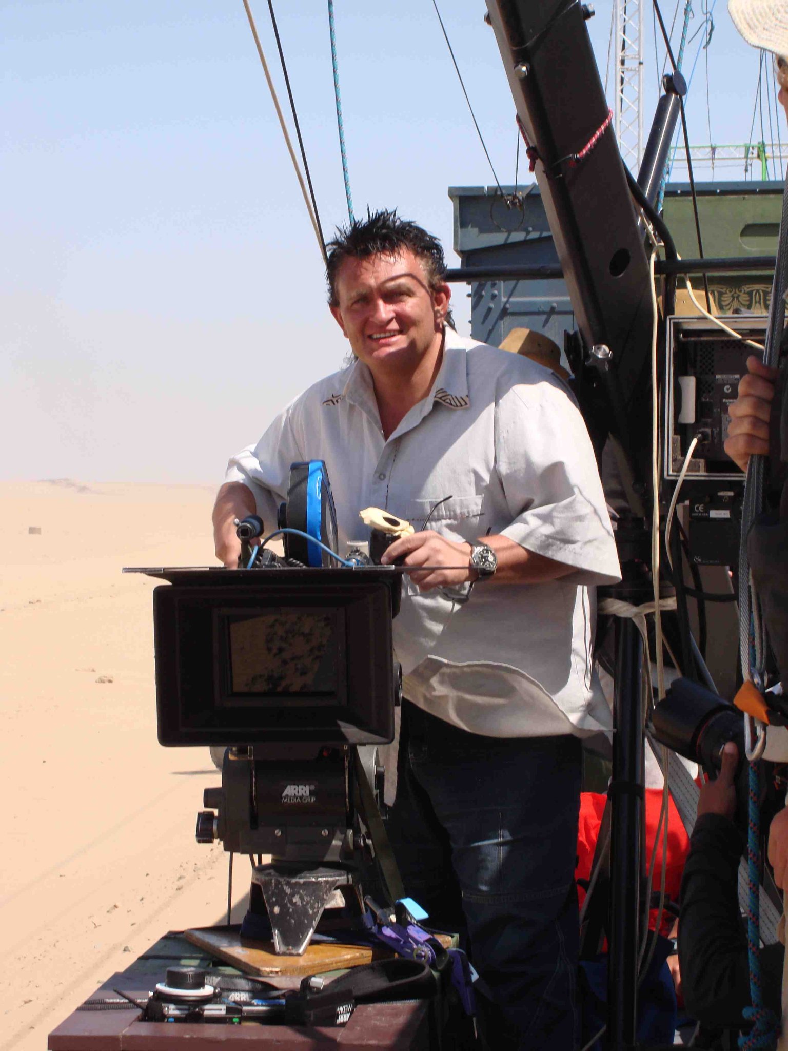 Фото - Tom Delmar: 1536x2048 / 332 Кб