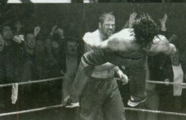 Фото - Tom Delmar: 263x170 / 12 Кб