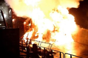 Фото - Tom Delmar: 298x197 / 15 Кб