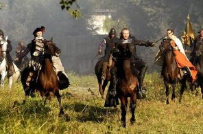 Фото - Tom Delmar: 296x195 / 22 Кб