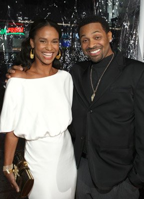 Фото - Джой Брайант: 289x400 / 26 Кб