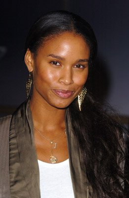 Фото - Джой Брайант: 261x400 / 20 Кб