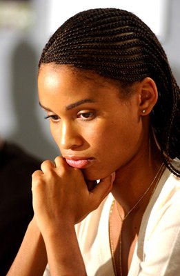 Фото - Джой Брайант: 261x400 / 23 Кб