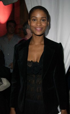 Фото - Джой Брайант: 246x400 / 15 Кб