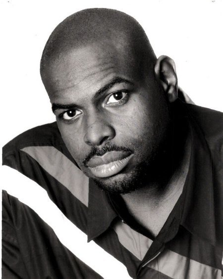 Фото - Квам Амоаку: 450x564 / 41 Кб