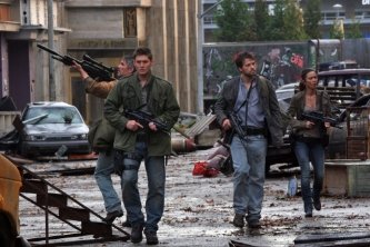 Фото - Миша Коллинз: 333x222 / 26 Кб