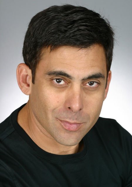 Фото - Тайгер Мендез: 450x637 / 36 Кб