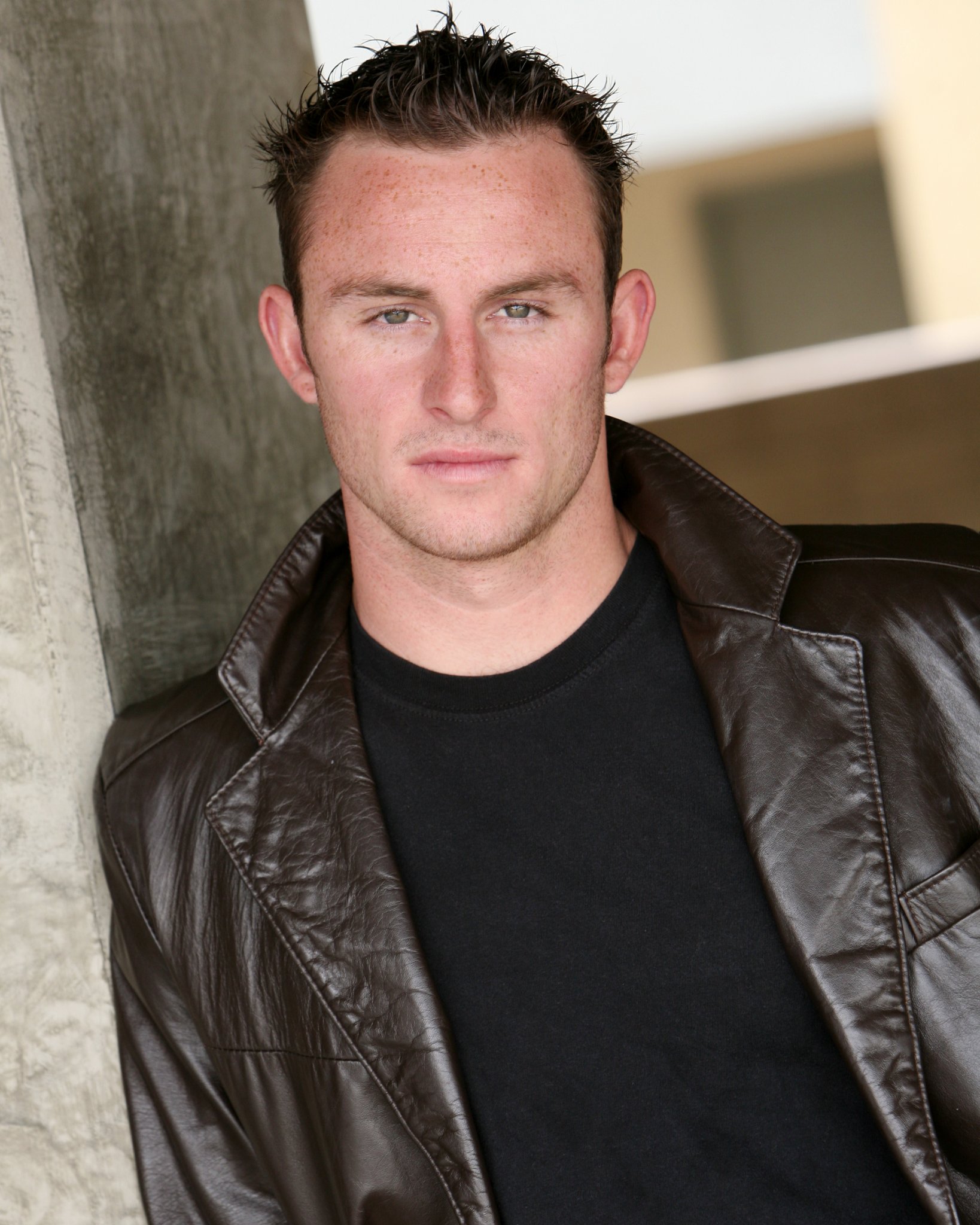 Фото - Zack Duhame: 1638x2048 / 407 Кб