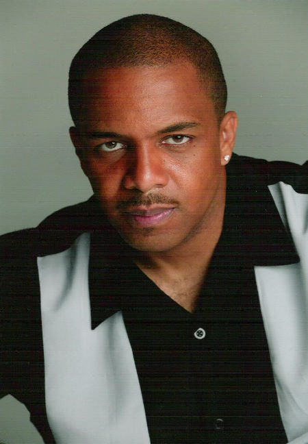 Фото - Мистро Кларк: 450x648 / 40 Кб