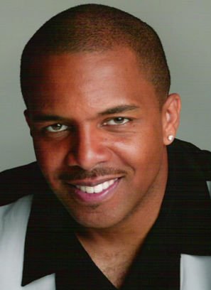 Фото - Мистро Кларк: 297x408 / 17 Кб