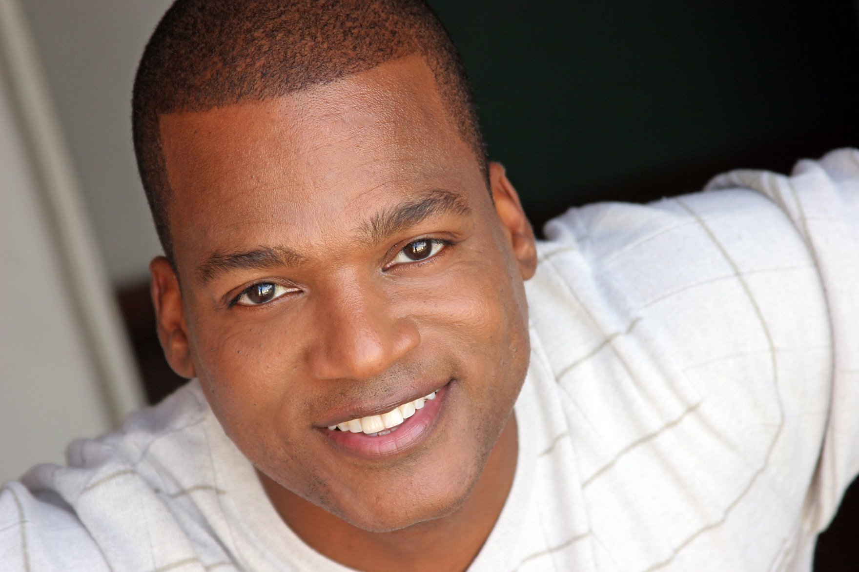 Фото - Ralph Louis Harris: 1760x1173 / 226 Кб