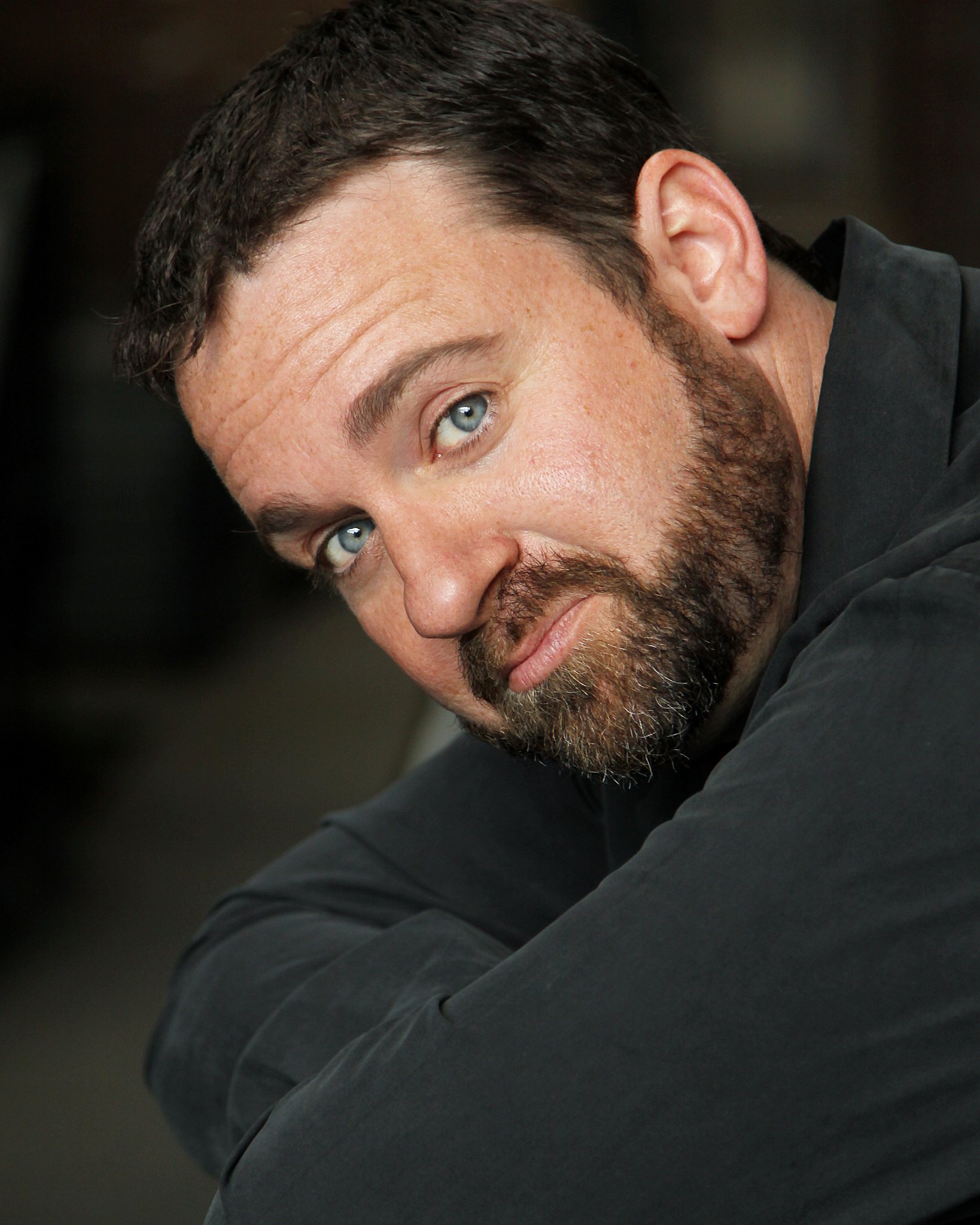 Фото - Кристофер Робин Миллер: 1638x2048 / 392 Кб