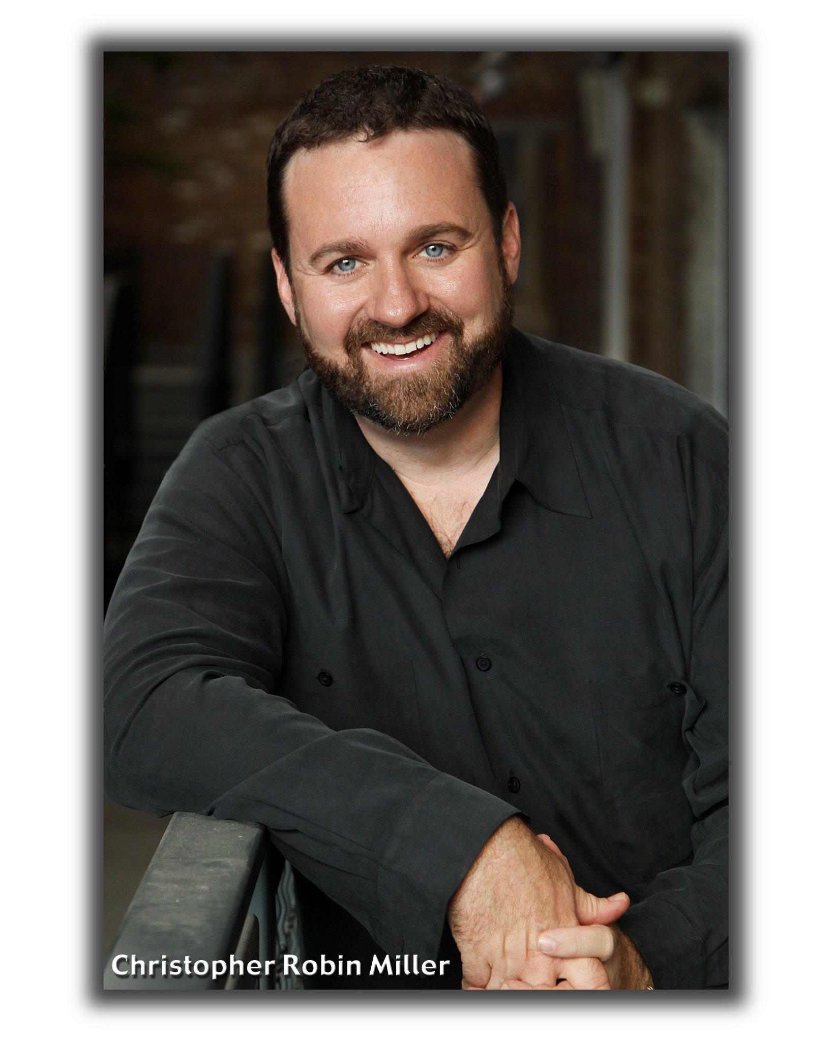 Фото - Кристофер Робин Миллер: 1638x2048 / 290 Кб