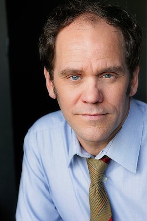 Фото - Scott Subiono: 300x452 / 23 Кб