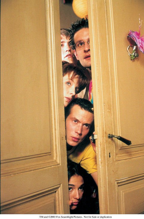 Фото - Барнаби Мечурат: 485x734 / 70 Кб