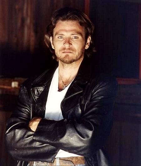 Фото - Douglas Bennett: 450x529 / 39 Кб