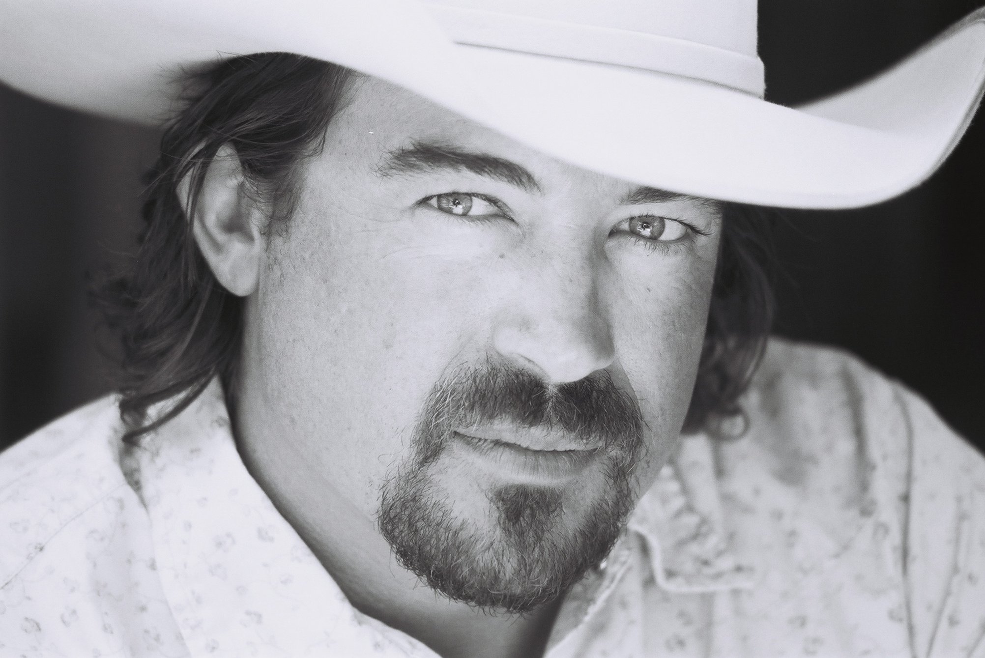 Фото - Jason Rodriguez: 2004x1339 / 336 Кб