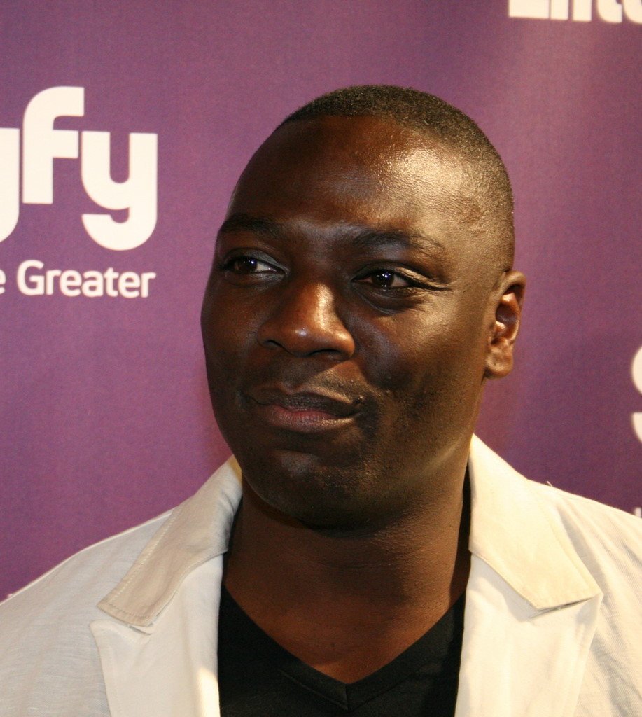 Фото - Адевале Акинойе-Агбаже: 917x1024 / 146 Кб