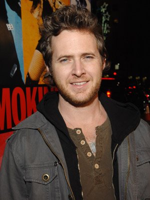 Фото - А.Дж. Бакли: 300x400 / 27 Кб