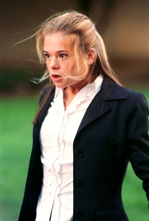 Фото - Эллен Муф: 485x720 / 54 Кб