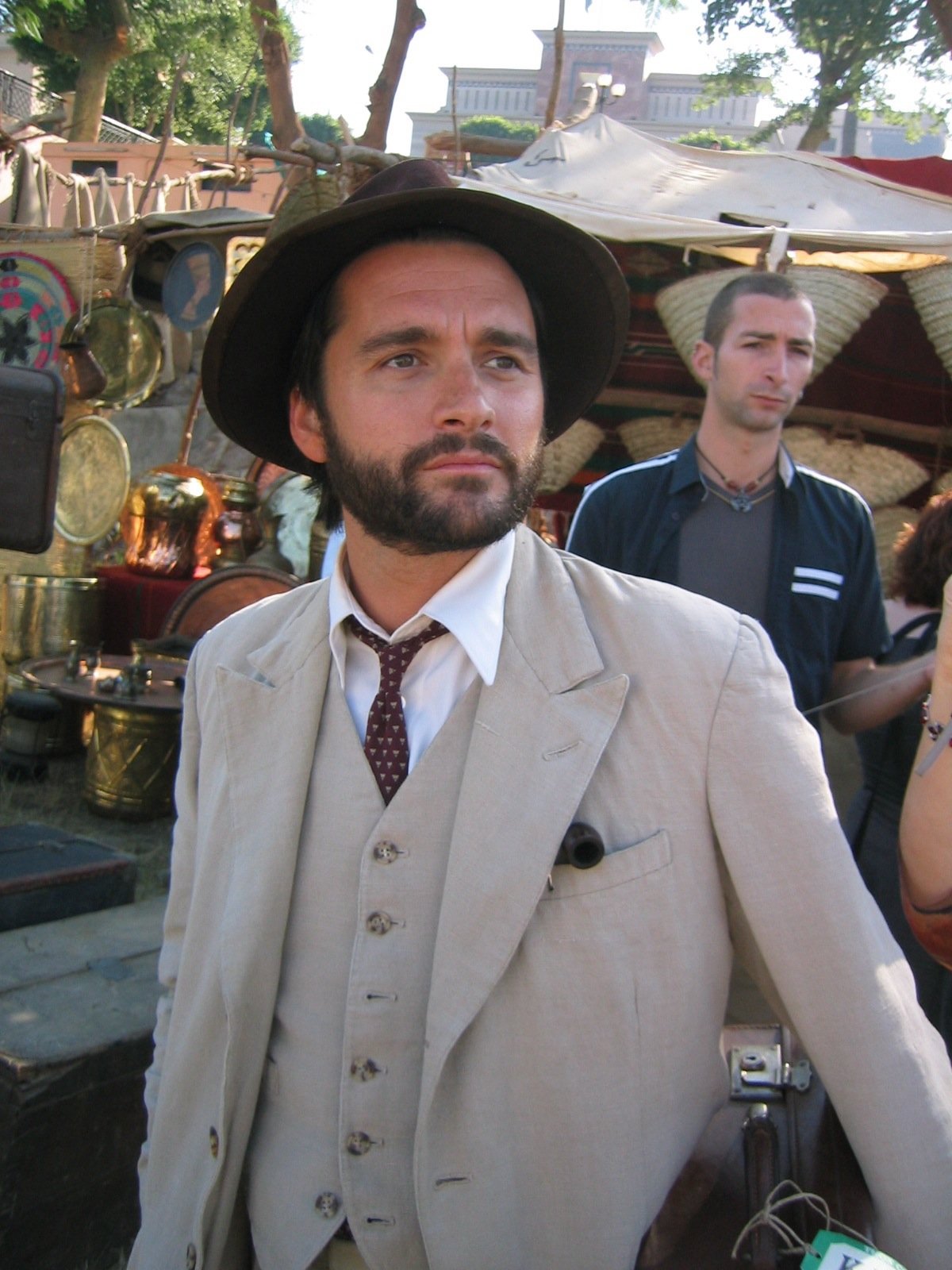 Фото - Аластер Маккензи: 1200x1600 / 264 Кб