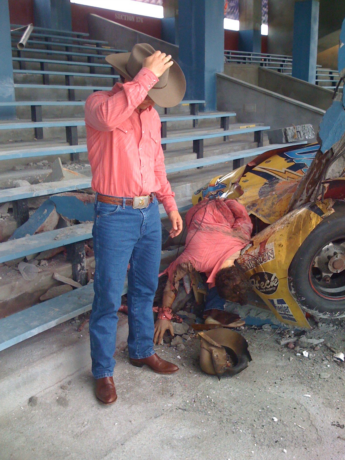 Фото - Джексон Уолкер: 1200x1600 / 393 Кб