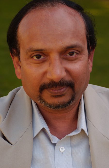 Фото - Прамод Кумар: 450x691 / 43 Кб