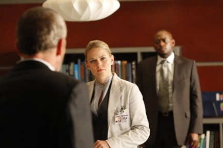 Фото - Дженнифер Моррисон: 435x290 / 19 Кб