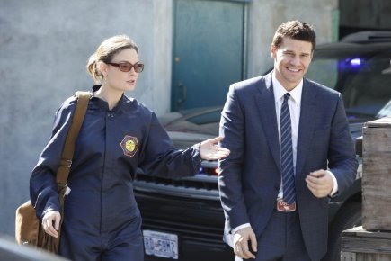 Фото - Эмили Дешанель: 435x290 / 26 Кб