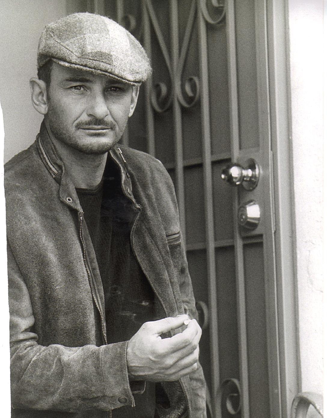 Фото - Dion DeRizzo: 1088x1392 / 298 Кб