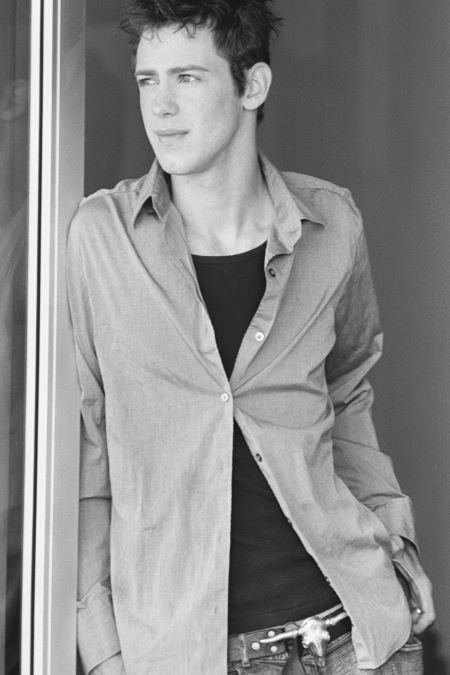 Фото - Баг Холл: 450x675 / 43 Кб