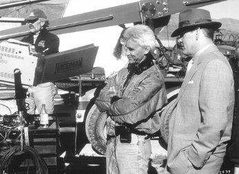 Фото - Ли Тамахори: 347x253 / 28 Кб