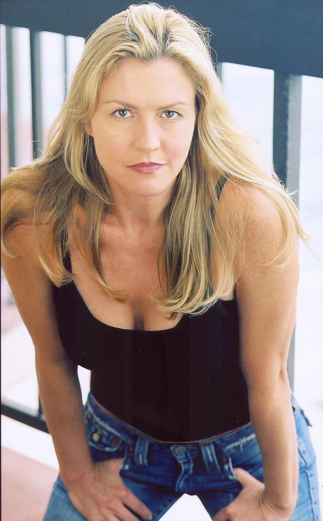 Фото - Шарлин Блэйн: 1087x1749 / 368 Кб