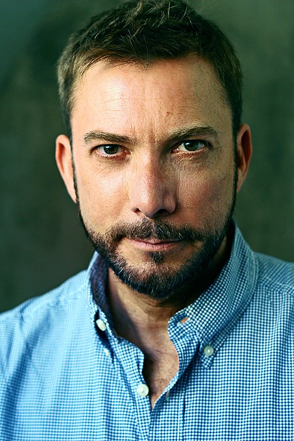 Фото - Джоэль Кирби: 600x900 / 147 Кб