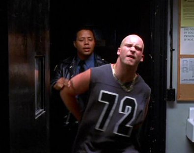 Фото - Дэн Петрониевич: 395x312 / 18 Кб