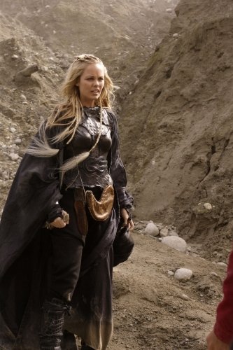 Фото - Лора Вандервурт: 333x500 / 43 Кб