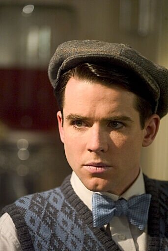 Фото - Кристиан Кэмпбелл: 342x512 / 32 Кб