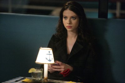 Фото - Мишель Трахтенберг: 400x267 / 14 Кб