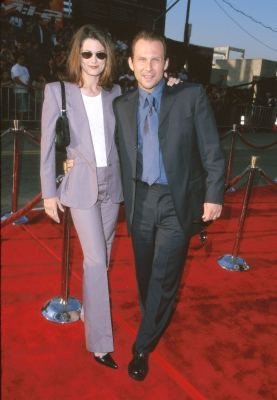 Фото - Кристиан Слэйтер: 277x400 / 21 Кб