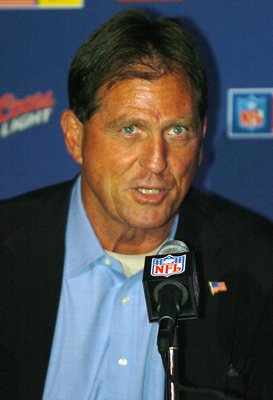 Фото - Джек Янгблад: 273x400 / 21 Кб