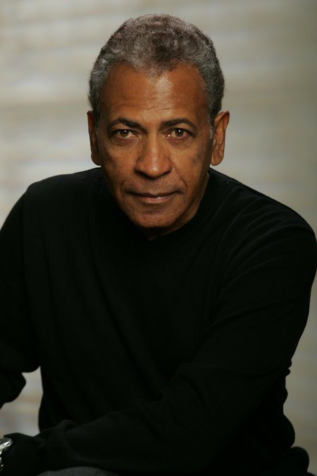 Фото - Остин Стокер: 450x675 / 27 Кб