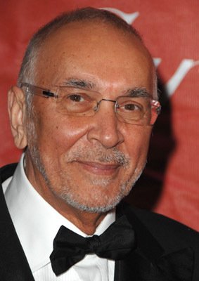 Фото - Фрэнк Ланджелла: 283x400 / 21 Кб