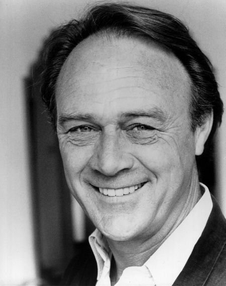 Фото - Кристофер Казеноув: 450x569 / 42 Кб