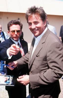 Фото - Дон Джонсон: 256x400 / 23 Кб