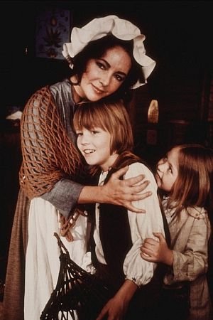 Фото - Пэтси Кэнзит: 300x450 / 30 Кб