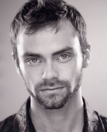 Фото - Дэниэл Броклбэнк: 446x553 / 33 Кб