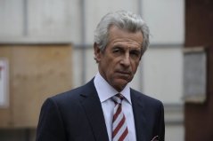 Фото - Джеймс Нафтон: 239x159 / 7 Кб