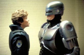 Фото - Питер Уэллер: 322x214 / 14 Кб