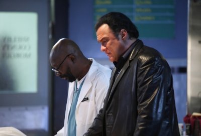 Фото - Айзек Хейз: 400x271 / 18 Кб